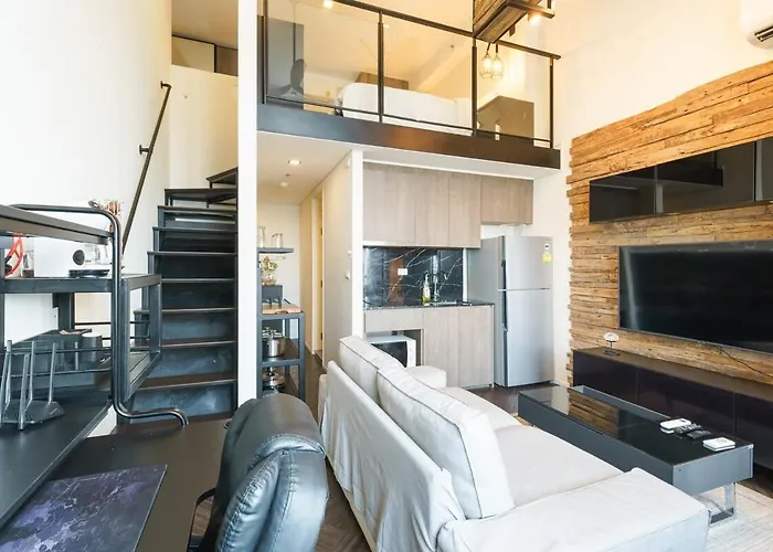 Luxury Loft Duplex 5 Mins To Bts Fast Wi-fi Bangkok