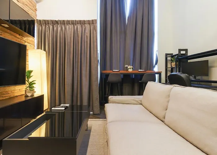 Apartment Luxury Loft Duplex 5 Mins To Bts Fast Wi-fi Bangkok
