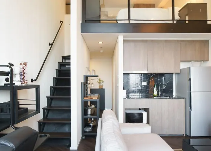 Luxury Loft Duplex 5 Mins To Bts Fast Wi-fi Bangkok