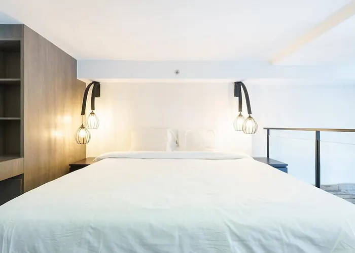 Luxury Loft Duplex 5 Mins To Bts Fast Wi-fi Apartment
