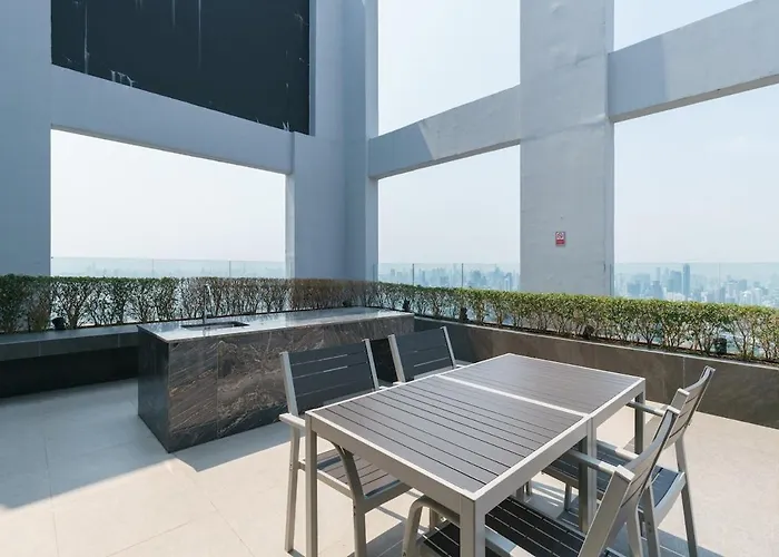 Luxury Loft Duplex 5 Mins To Bts Fast Wi-fi Apartment Bangkok